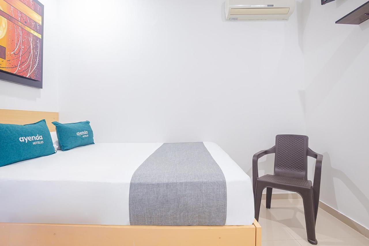 Ayenda Alameda Real Hotell Montería Exteriör bild