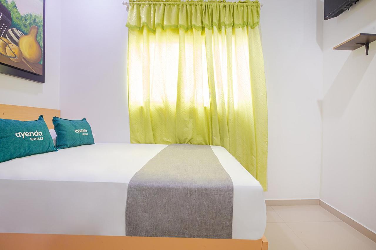 Ayenda Alameda Real Hotell Montería Exteriör bild